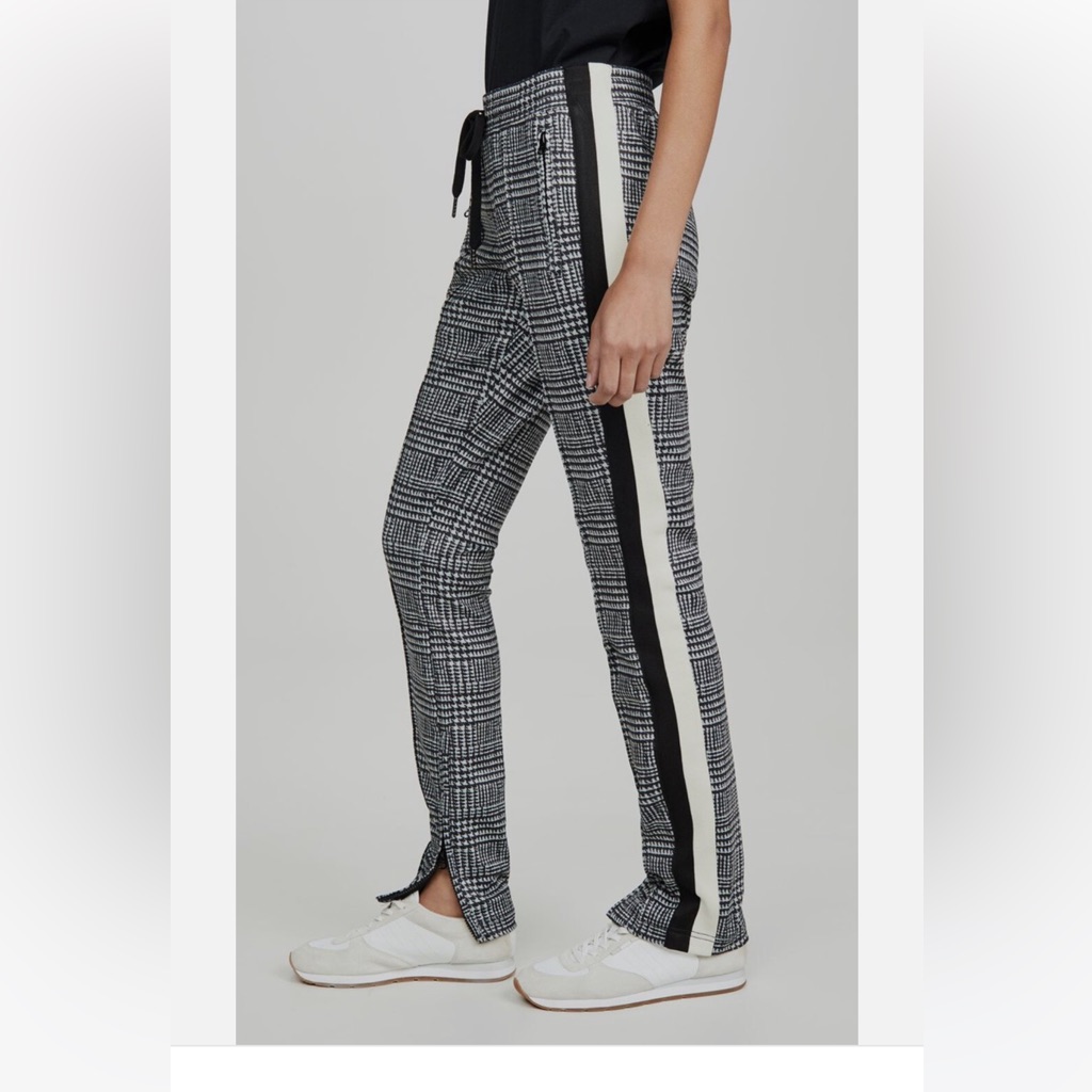 Pam & Gela Houndstooth Side-Stripe Track Pant, L